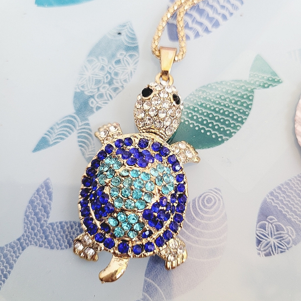 Blue Crystals Sea Turtle Pendant Necklace NWT